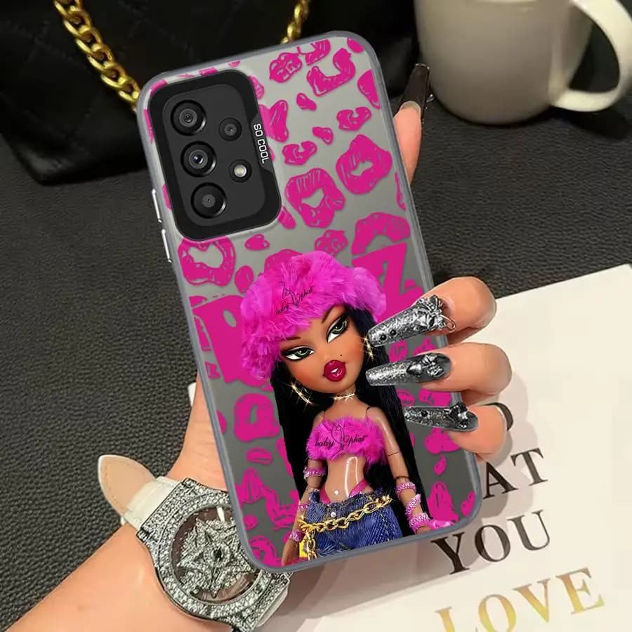Cover per Telefono Bratz Rosa con Bambola Adorabile per Samsung Galaxy A15 A16 A56 A23 A34 A05 A31 A07 A17 A54 A51 A04 A24 A25 A26 A50 A12