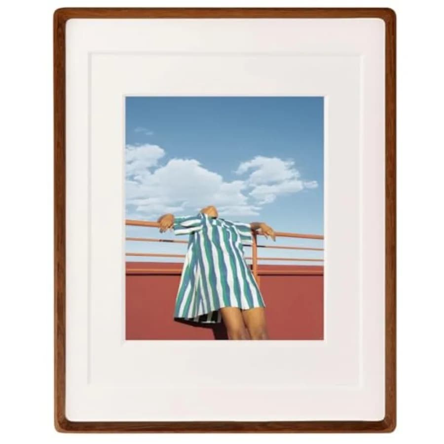 Cornice per Foto in Legno con Passepartout, Cornici in Legno Massello di Noce Naturale 11x14 per Esposizione su Tavolo o Parete