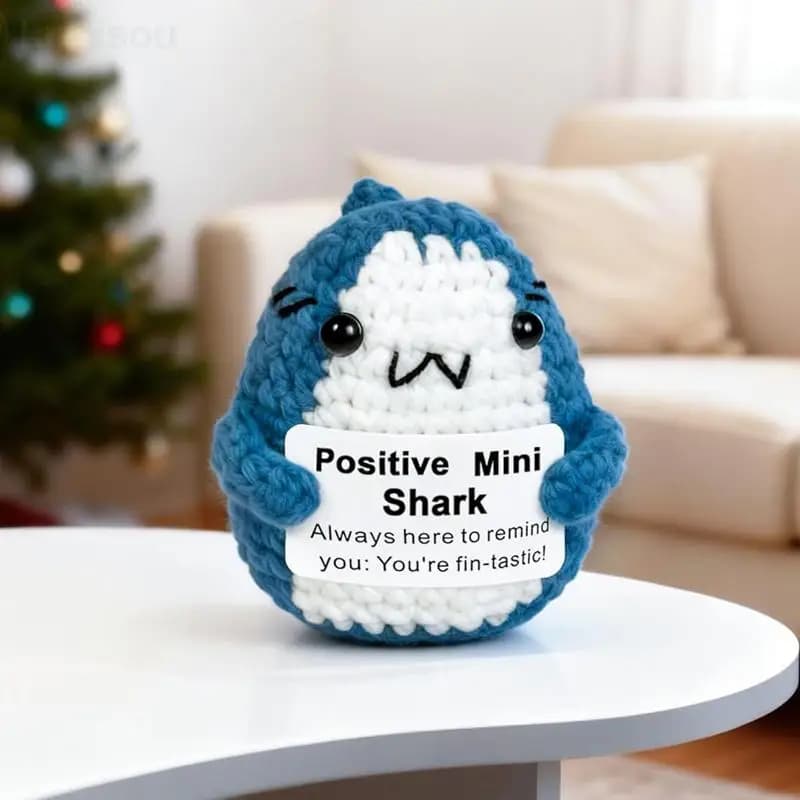 Regalo positivo di squalo all'uncinetto per animali, mini gatto emotivo con messaggio di supporto Bambola di pinguino d'anatra di supporto emotivo lavorata a maglia fatta a mano