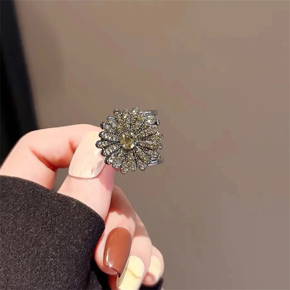 Elegante Clip per Capelli con Strass a Forma di Piccola Margherita, Accessorio Moda per Donne e Principesse