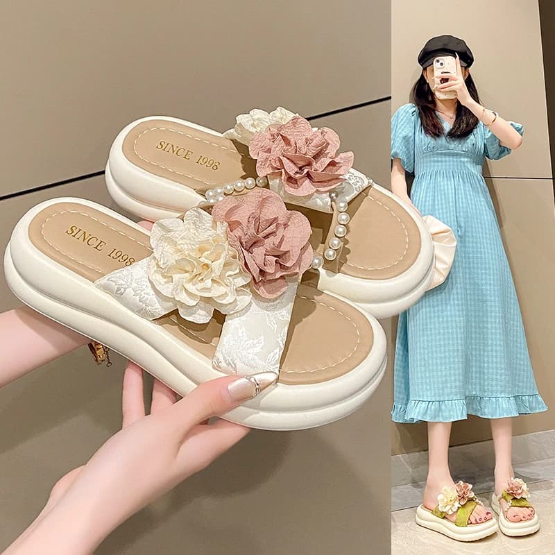 Sandali con plateau da donna estivi 2026 di tendenza, ciabatte con fiore alla moda, scarpe basse comode e leggere con aumento di altezza