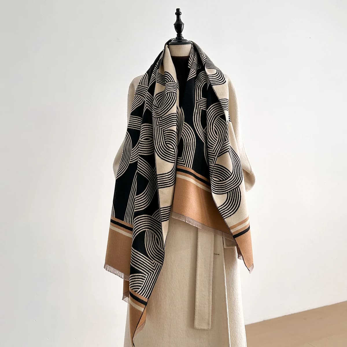 Elegant Heart Pattern Scarf Imitation Cashmere Soft Warm Versatile Shawl Coldproof Windproof Blanket Scarf for Autumn Winter