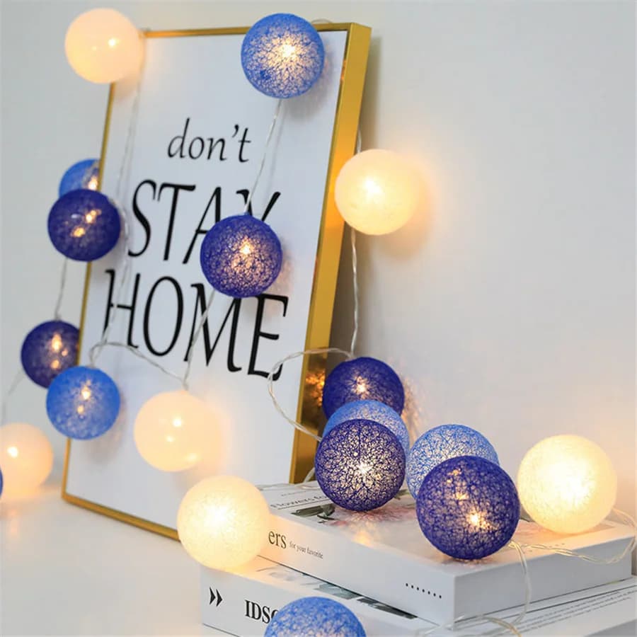 Palline di cotone da 6 cm Luci natalizie USB/Funzionamento a batteria 3M 20LED Lucine per la decorazione della ghirlanda della camera da letto della festa nuziale