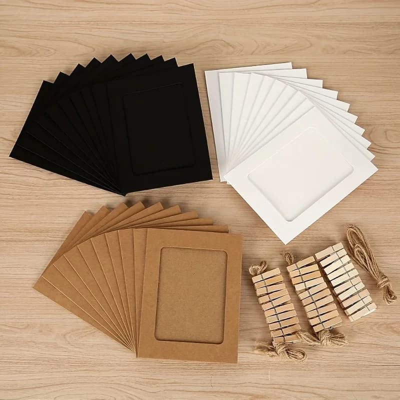 Cornice per foto in carta 10 pezzi Kraft Cornici per foto sospese Display per cornice per foto per bambini per la decorazione della parete di casa con clip e spago gratuiti
