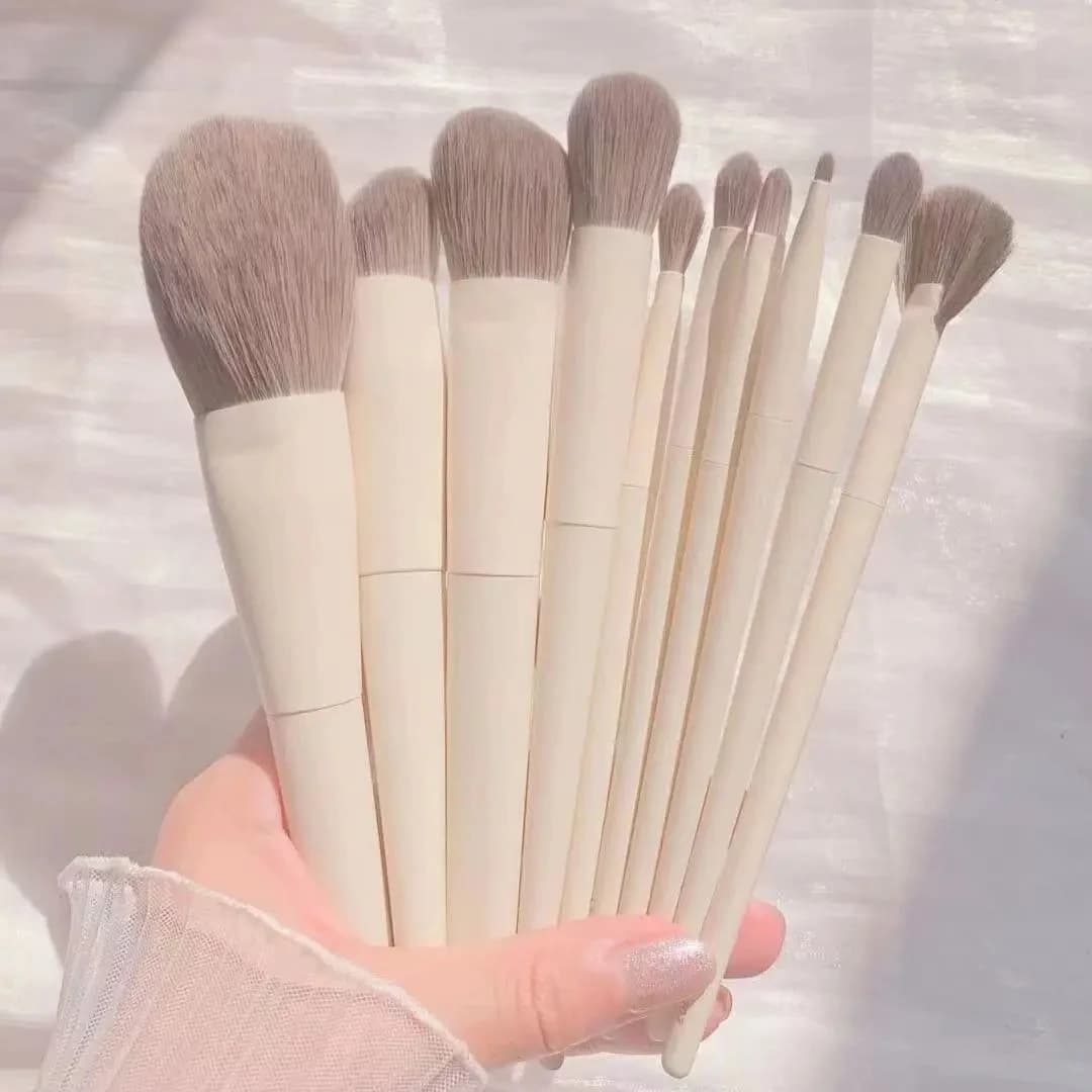 Set of soft and soft makeup brushes, umbrella foundation, cosmetic powder for women, fard, mixing, beauty makeup tool