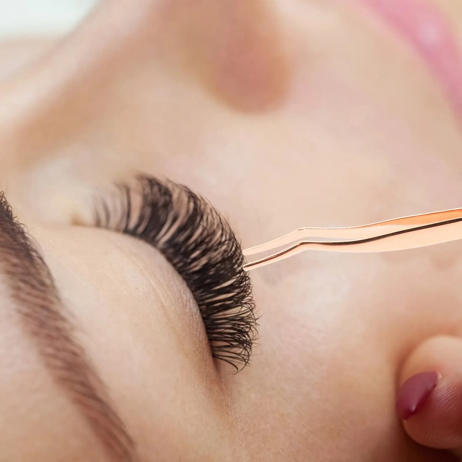 Solid Eyelash Application with Rondine Coda Design, Stainless Steel Precision Grips with Mezzalune Point for Application and Removal