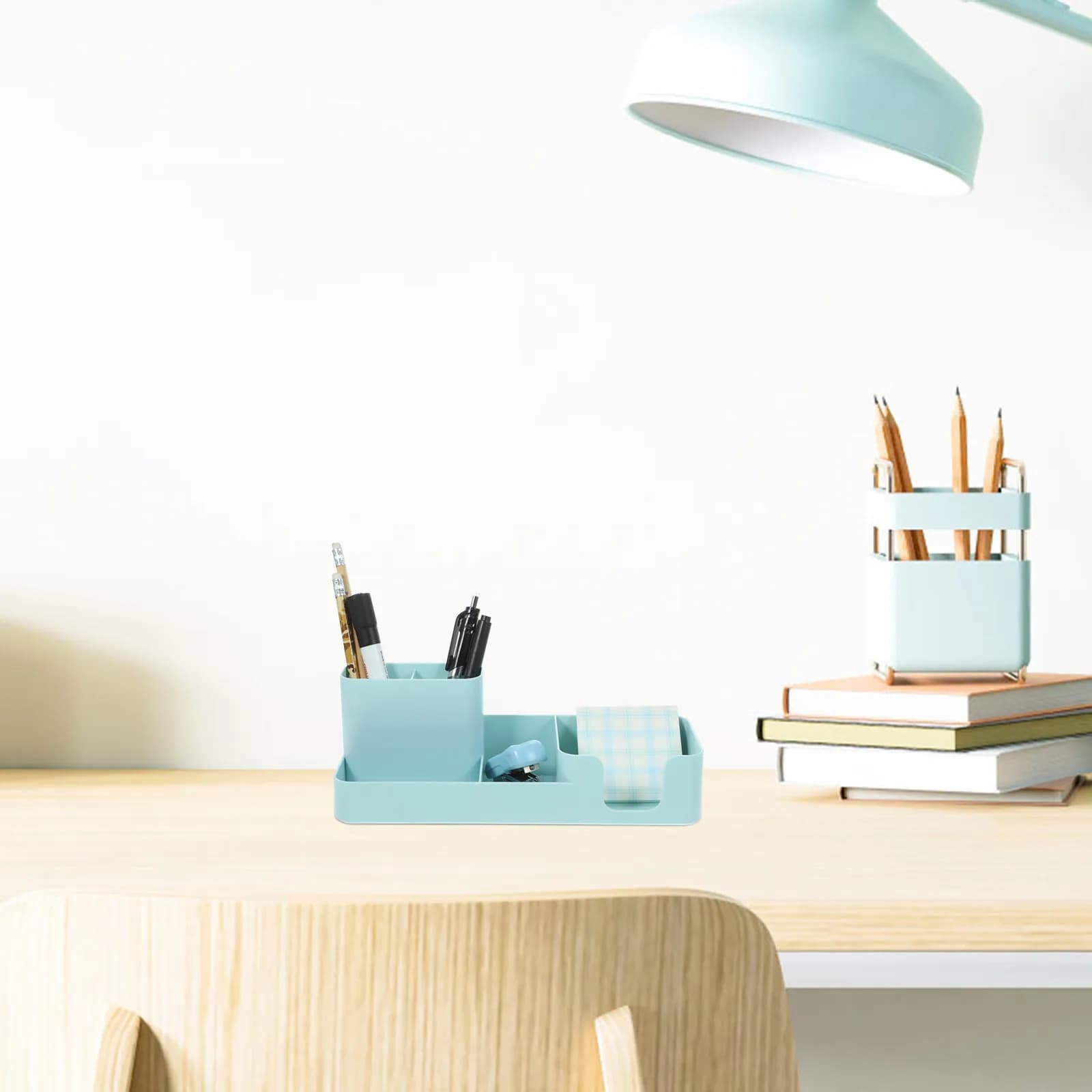 Organizer da Scrivania in Plastica per Penne, Matite, Forbici, Telecomandi, Telefono e Oggetti Personali - Soluzione per Scrivania Ordinata, Porta Penne da Scrivania