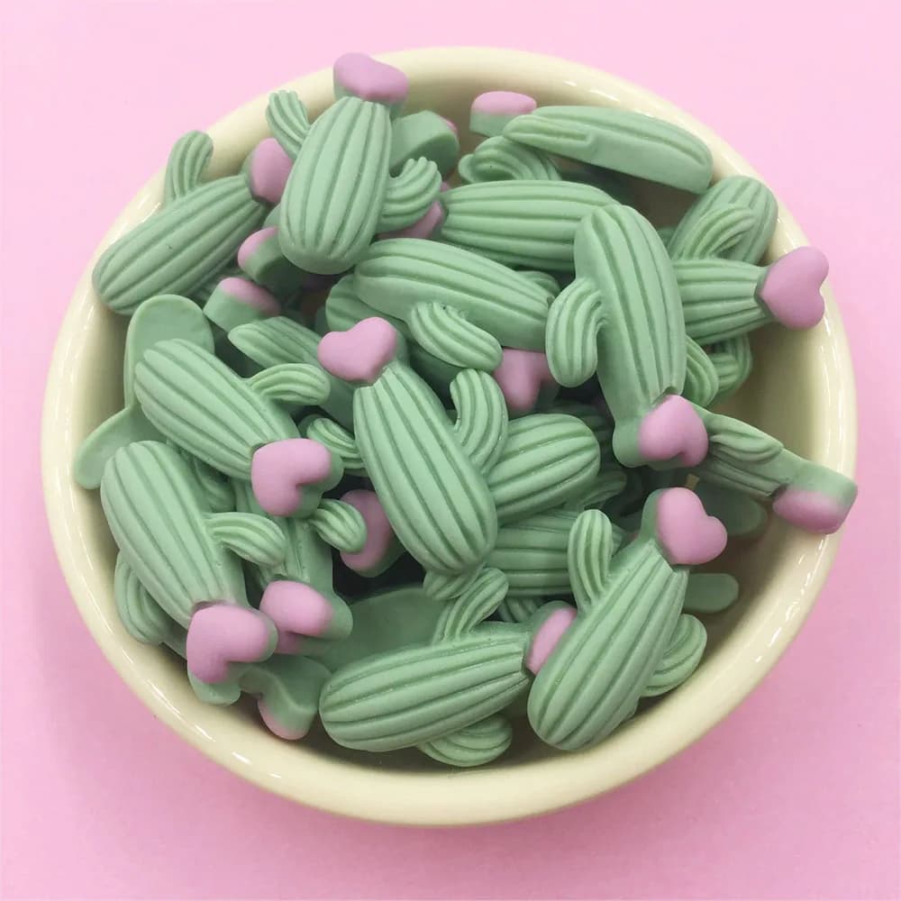 50Pcs Resina Della Parte Posteriore Piana Cabochon Kawaii Cactus FAI DA TE Flatback Scrapbooking Accessori di Abbellimento Della Decorazione Del Mestiere Che Fanno 20*25mm