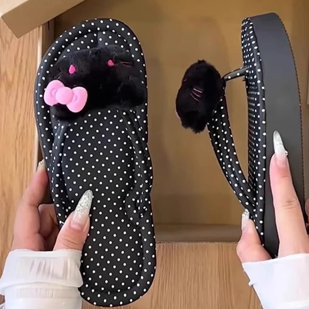 Infradito Sanrio Hello Kitty Cartoon, sandali da spiaggia morbidi e carini Y2K da donna, antiscivolo, per interni ed esterni, ciabatte casual alla moda