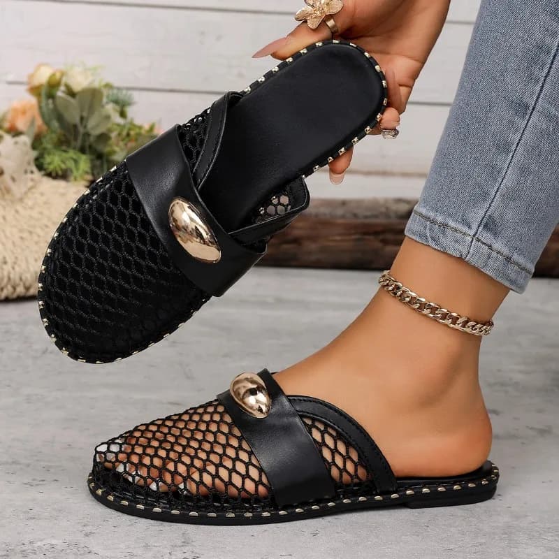 2026 new women's mesh breathable flat slippers women's bag head breathable fishing net beach metal buckle slippers