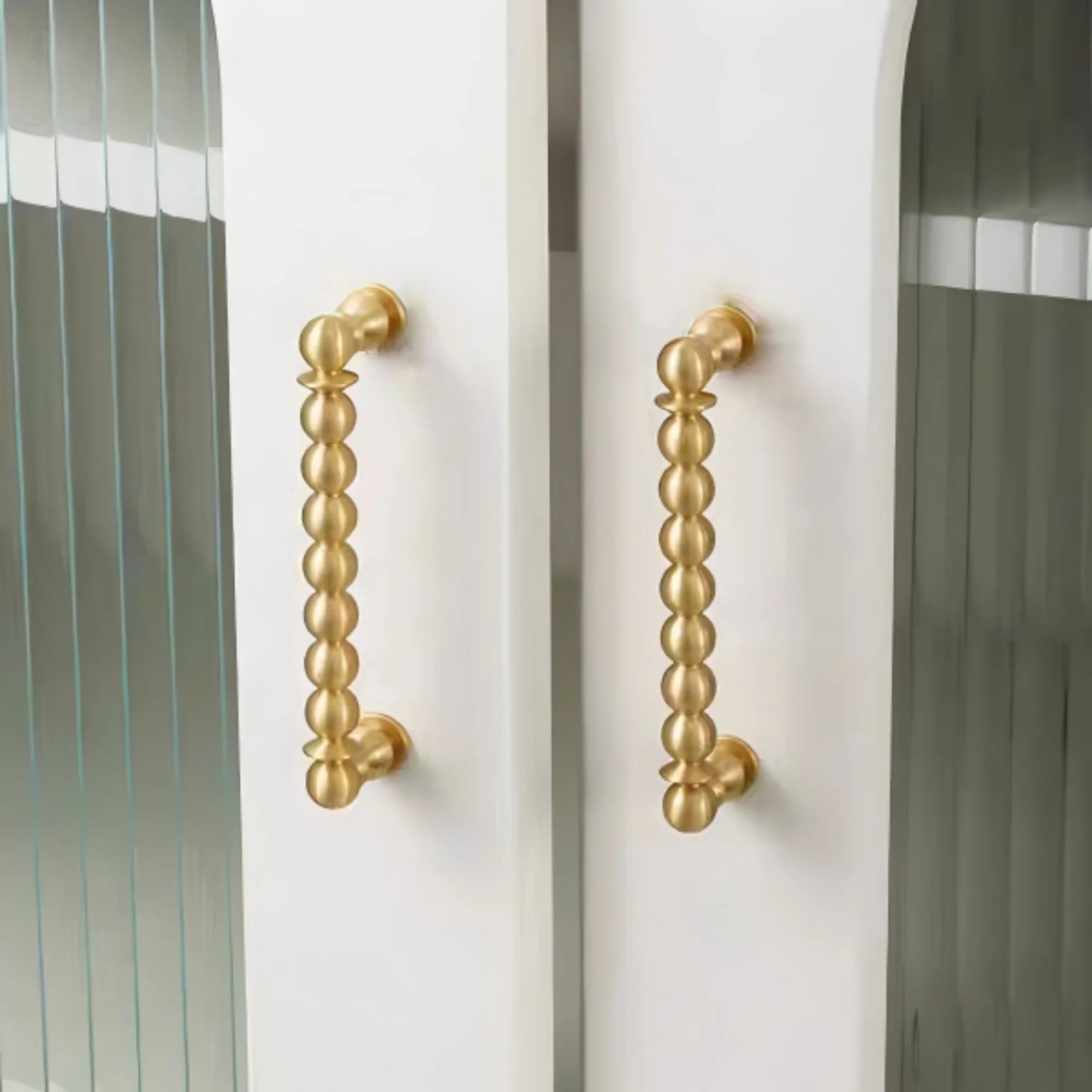Maniglia per cassetto a forma di perline in ottone massiccio Maniglia per armadio creativo Manopole in oro bronzo retrò Decorazioni per la casa Hardware da cucina LBFEEL
