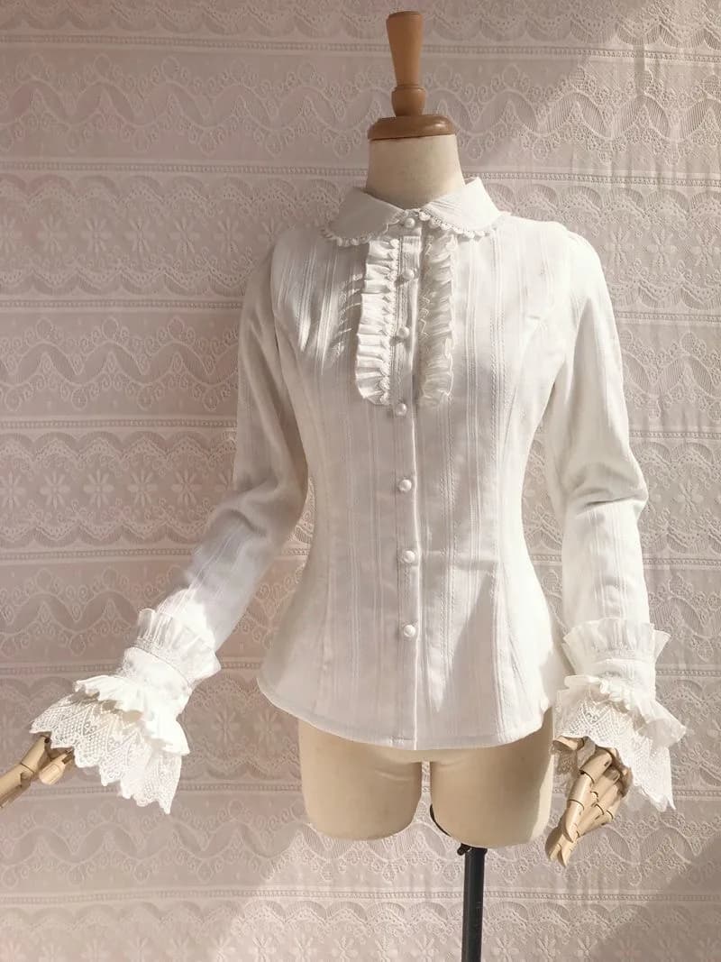 Camicetta Dobby a maniche lunghe in pizzo Lolita leggero Kawaii con volant Camicia All Match Primavera Camicette bianche con fondo dolce giapponese Camicie Top