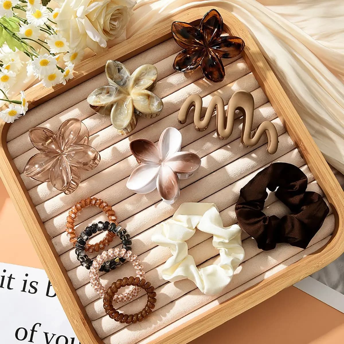 Women's Hair Clips Set – Frangipani Flower Claw & Scrunchie, Updo Hair Accessories for Back-of-Head, Daily Use