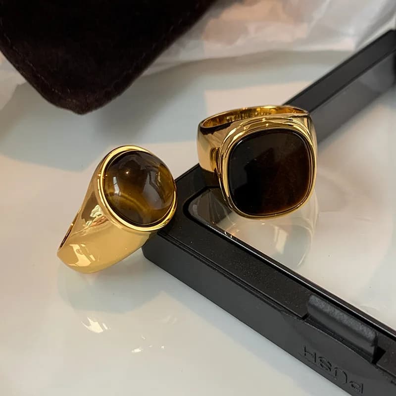Square Ring Medieval ring with glaucoma stone plated in 18K gold Ladies ring with tiger eye stone with light luxury niche design