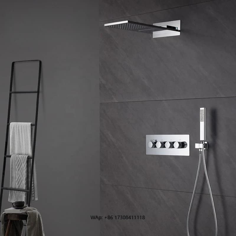 Bagno Doccia quadrata a parete per hotel con grande soffione doccia Sistema doccia moderno a scomparsa in ottone