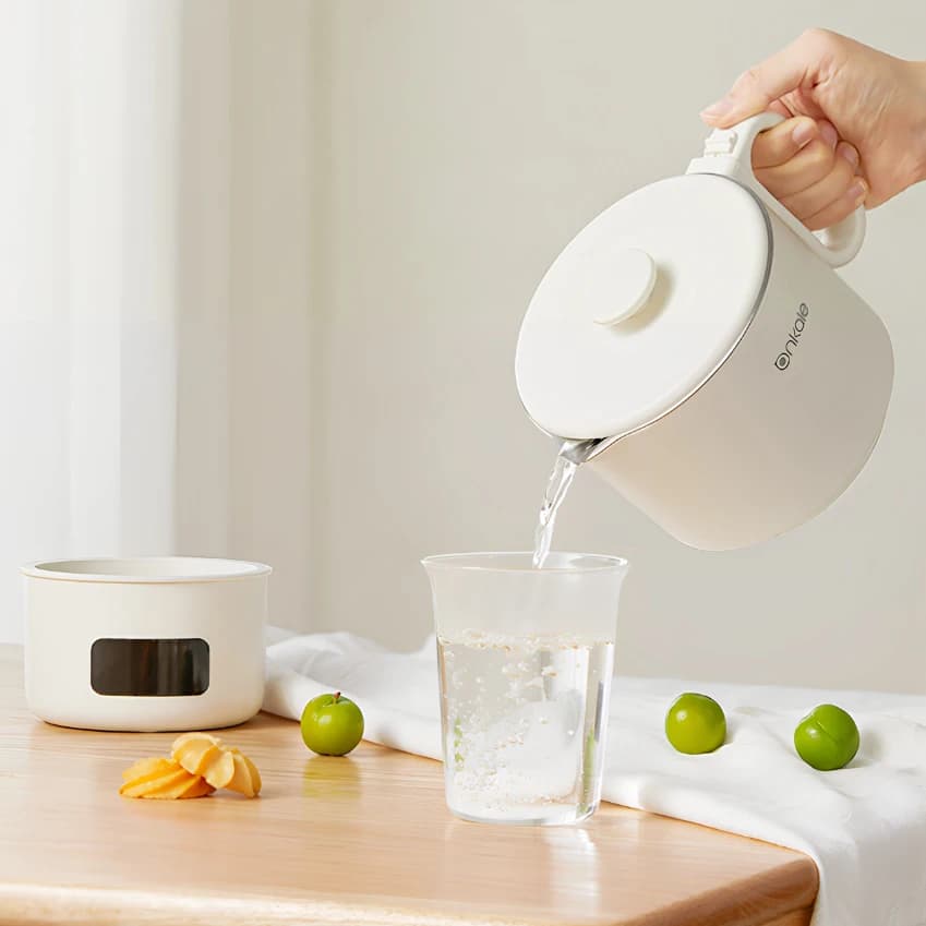 Bollitore Elettrico Pieghevole 100-240V, Tazza Riscaldante da Viaggio, Bollitore Portatile Separabile, Pentola per Cucinare, Bollitore con Temperatura Regolabile 800ML