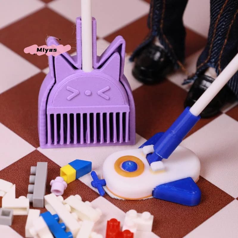 1Pcs Miniature Dollhouse Dustpan Simulation Model Aircraft Mop Doll Accessories DIY Decoration for Creative Playsets