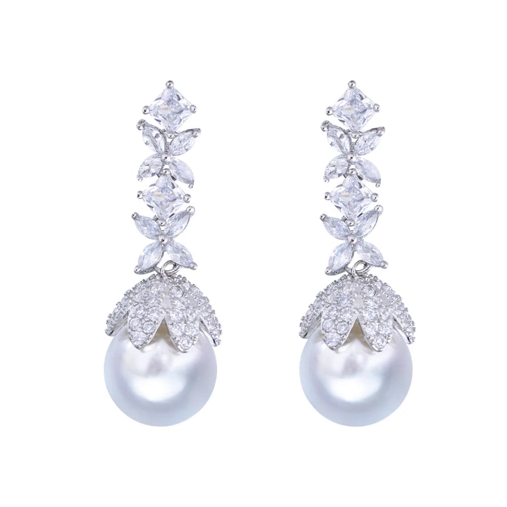 Pera Ethnic White Four-Leaf Clover Shape Zirconia Long Wedding Engagement Pearl Drop Earrings for Women aretes para mujer DE021