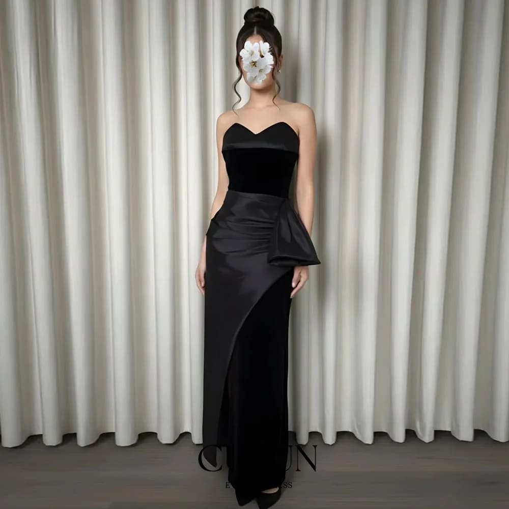CUYUN Abito da ballo nero dritto personalizzato Abito da sera senza spalline con spacco laterale Abito da festa da donna patchwork al pavimento per banchetti