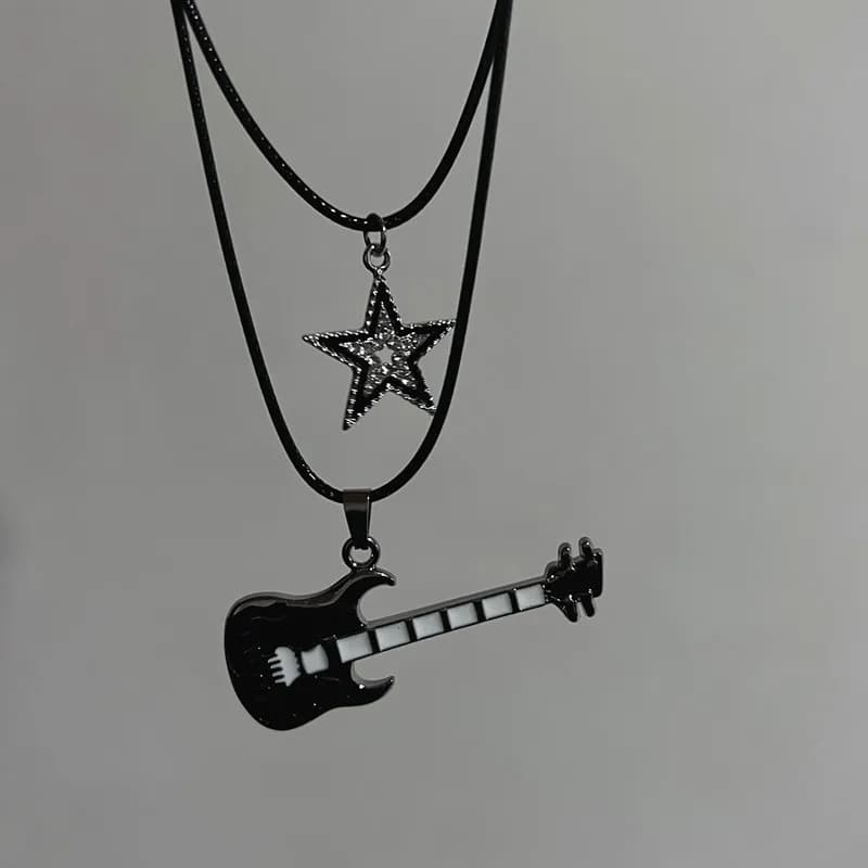 Vintage Necklace with Star Pendant Crewneck Necklace with Punk Star Layered Rock Roll Guitar Necklace for Women Eboy Egirl Bar Party Jewelry