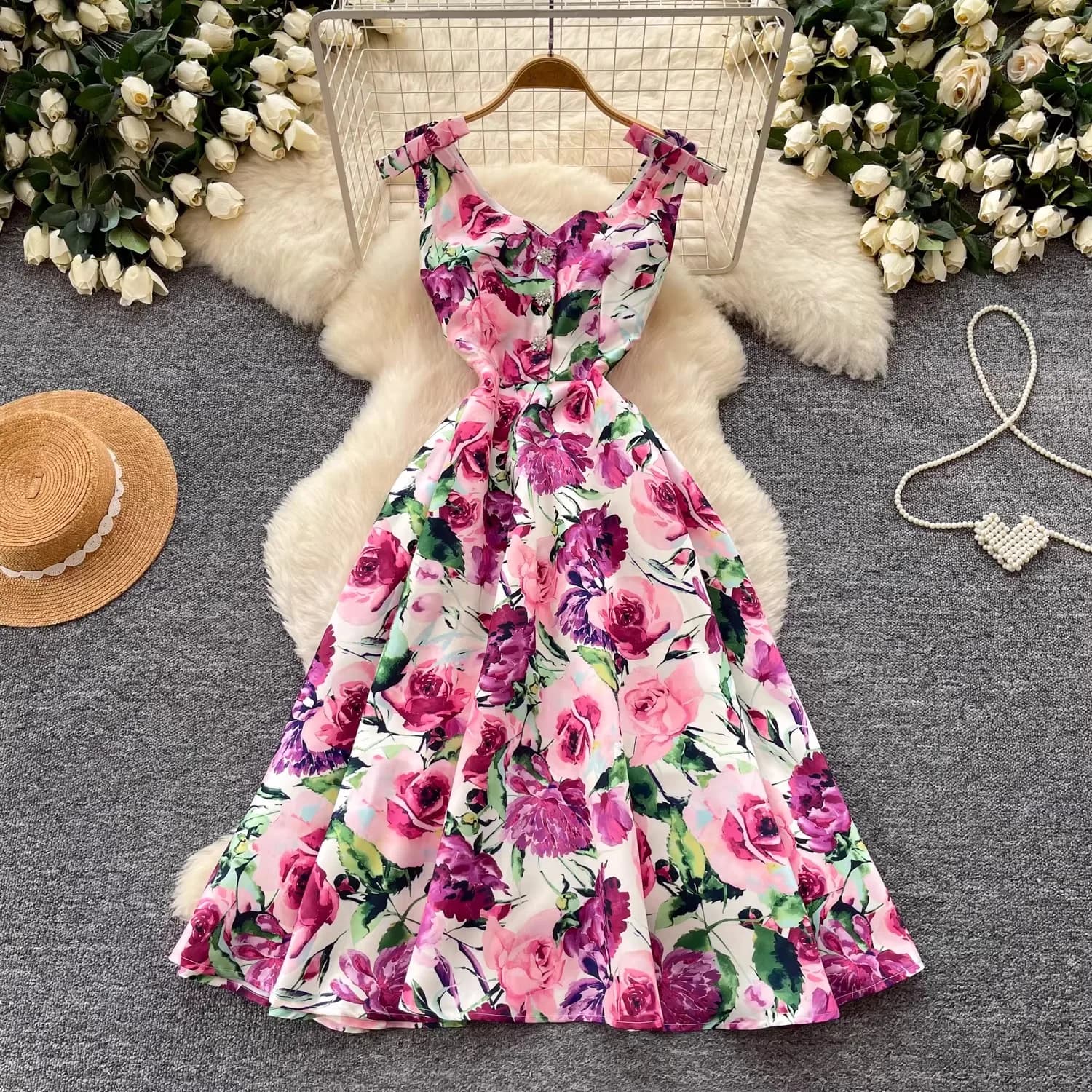 Abito Estivo da Spiaggia con Fiocco Floreale e Spalline Sottili, Vestito da Donna con Scollo a V, Stampa Floreale, Bottoni con Diamanti, Linea ad A, per Feste e Vacanze