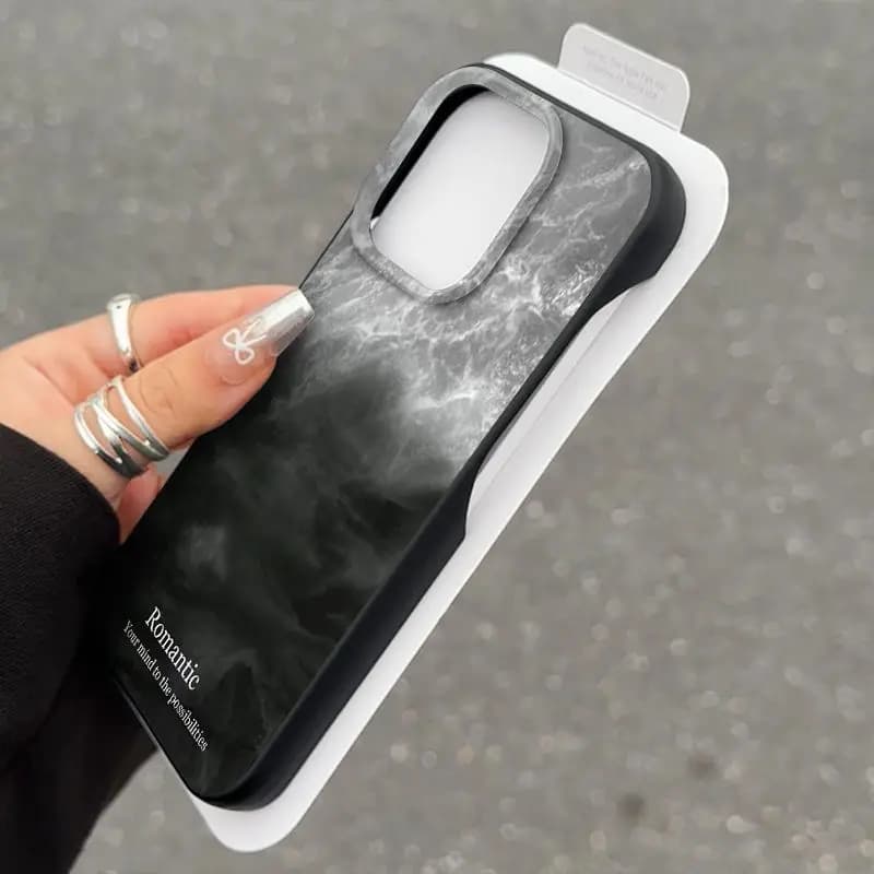 Mezzo pacchetto Shell Illustrazione minimalista per iPhone 16 Pro Max Custodia 15 14 13 12 11 Pro Cover posteriore nera sfumata romantica fresca