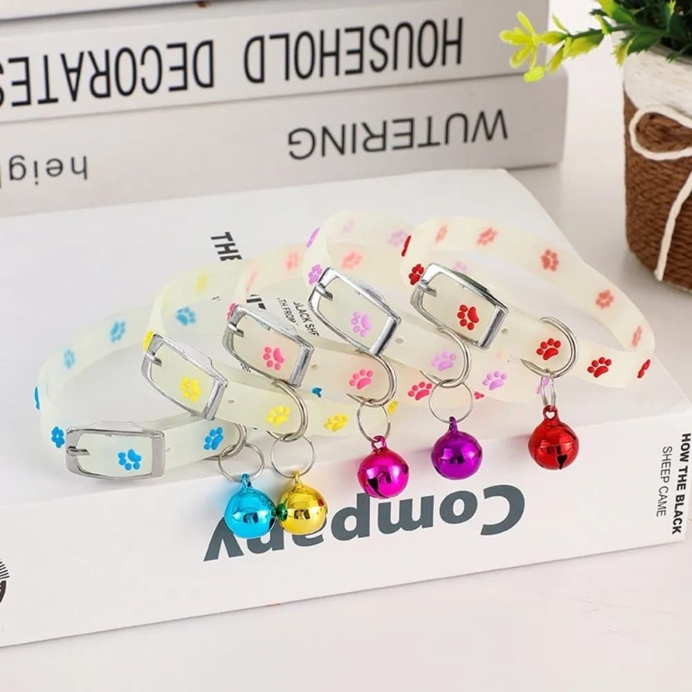 Pet Supplies Adjustable Cat Collar Claw Printed Silicone Dog Collar Anti-Loss Glow In The Dark Pet Luminous Collar Small Cats