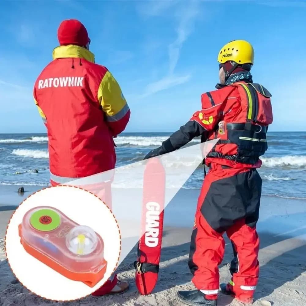 Vita al litio Attira la lampada della luce Giubbotto di salvataggio salvavita Luce di sopravvivenza overboard Luce autilluminante di emergenza dell'acqua di mare