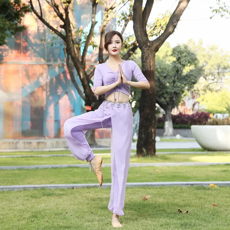 Abito da ballo moderno personalizzato Abbigliamento da pratica Top da allenamento per il corpo Costumi di danza del ventre per adulti di sesso femminile Set di pantaloni a lanterna larghi