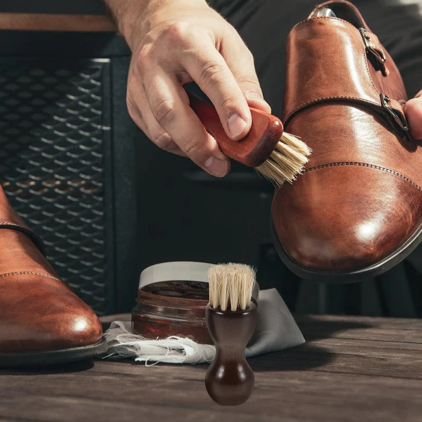 Set di 4 Spazzole in Crine di Cavallo per Lucidatura Scarpe, Strumento per Pulizia e Miglioramento della Lucentezza delle Scarpe in Pelle Scamosciata