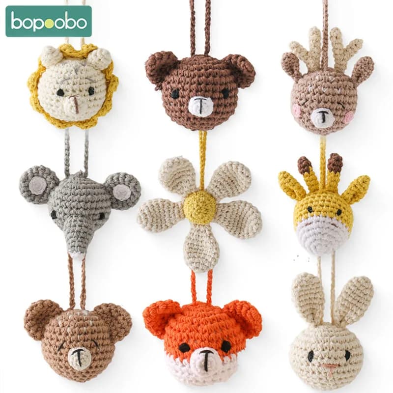 Ciondolo animale fatto a mano all'uncinetto in legno per giochi per bambini, palestra, sonaglio mobile, ciondolo sensoriale per neonato, regalo, accessori per passeggino fatti a mano