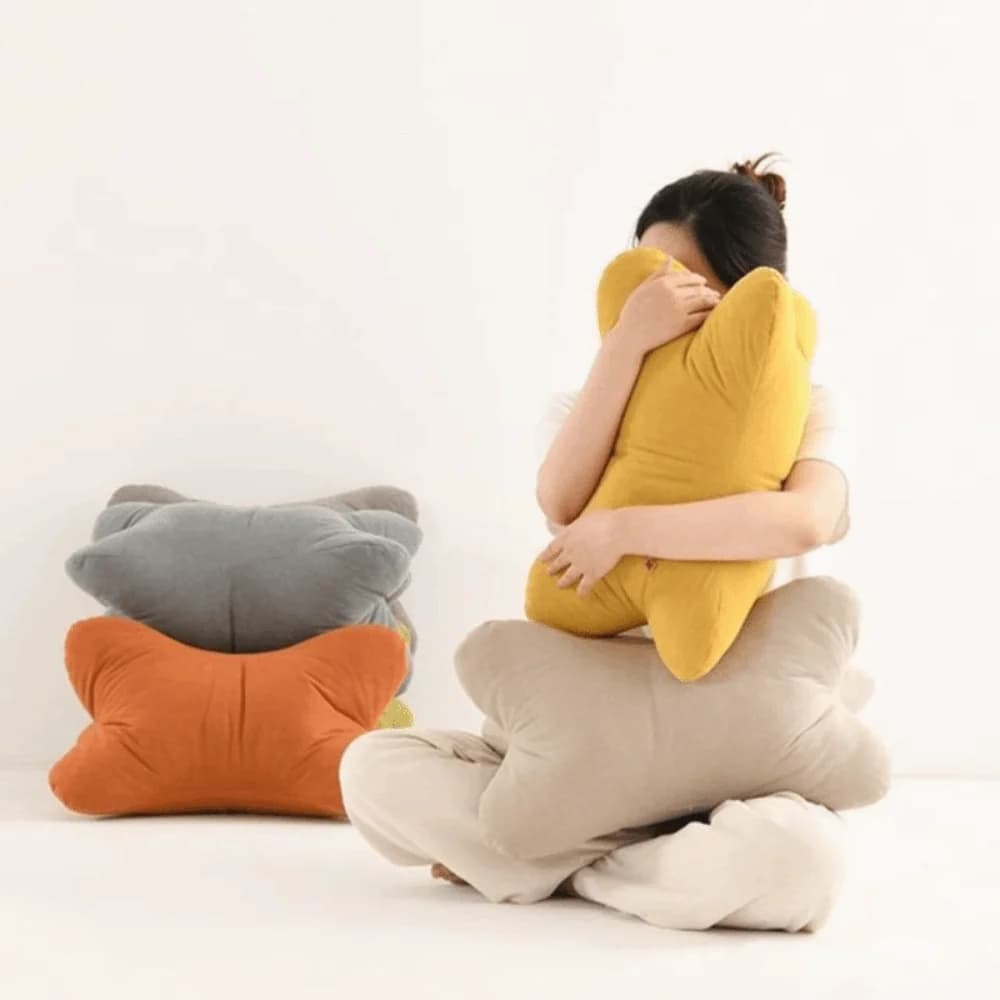 Triangular Bone Shape Cervical Support Pillow 3D Anti-clumping Neck Contoured Pillow Puffy PP Cotton Filling Lumbar Pillow