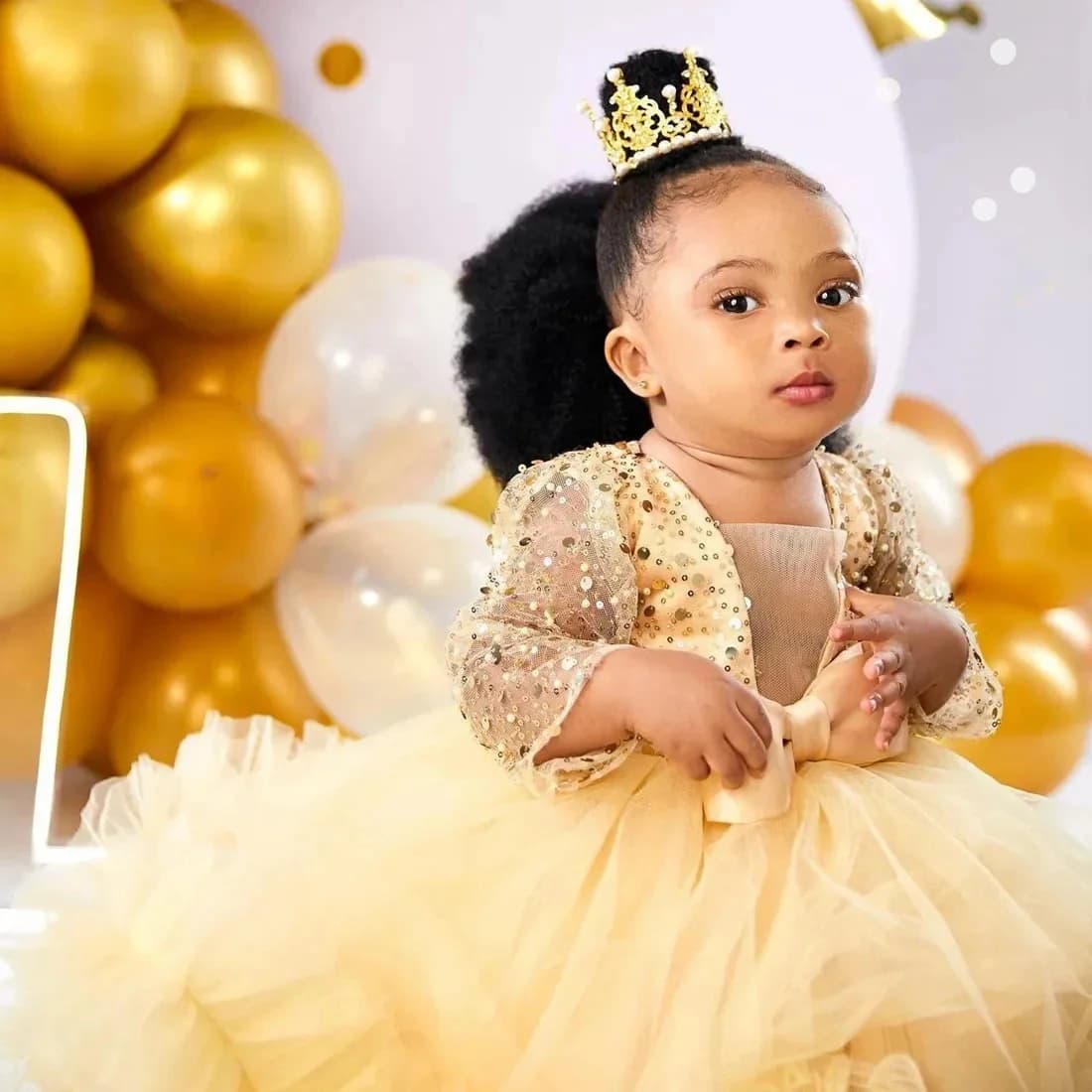 Abito da ragazza di fiori personalizzato per matrimonio in tulle con scollo a V maniche lunghe con paillettes in pizzo con fiocco Abiti da ballo per prima comunione di compleanno per bambini