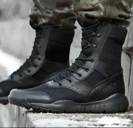 Scarpe da Arrampicata Ultraleggere Taglia 35-48 per Uomo e Donna, Scarpe Tattiche Traspiranti in Mesh per Escursionismo e Addestramento, Stivali da Deserto Autunnali