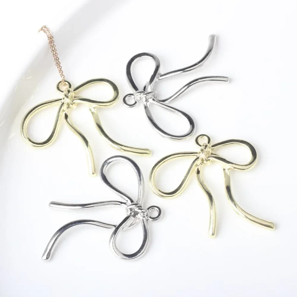 Fashionable zinc alloy butterfly pendants with metal frame for DIY jewelry making 10 pieces/lot of pendants for a necklace