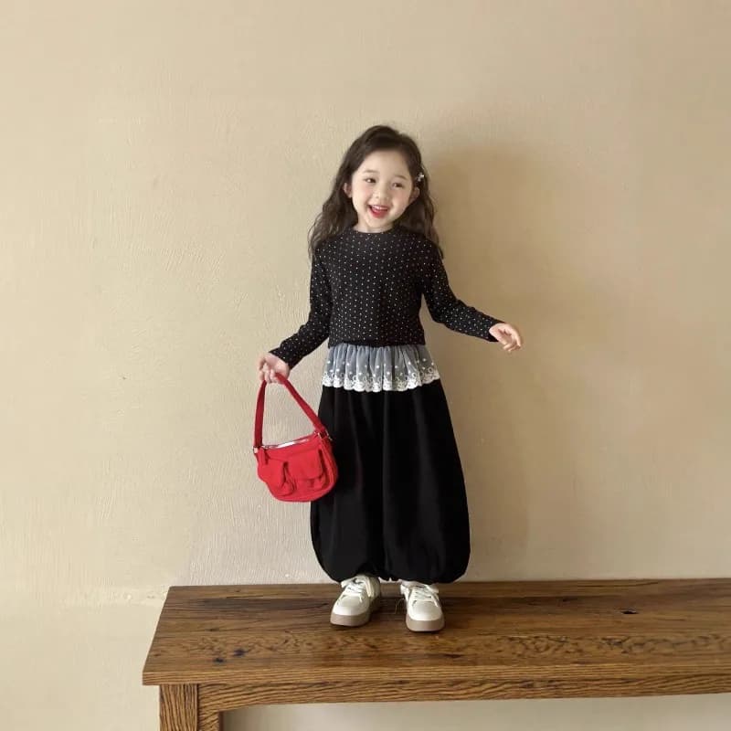 RAISE Autumn Kid Girl 2PCS Clothes Set Losse Dot Print Children Girl Pullovers Suit Lace Curtain Little Girl Lantern Pant Outfit