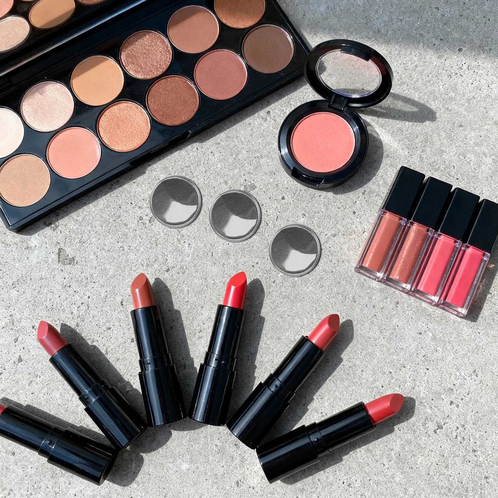 30Pcs Round Empty Eyeshadow Palette Metal Pans Refillable DIY Makeup Organizer Portable Vanity Case for Travel Home Blush Powder