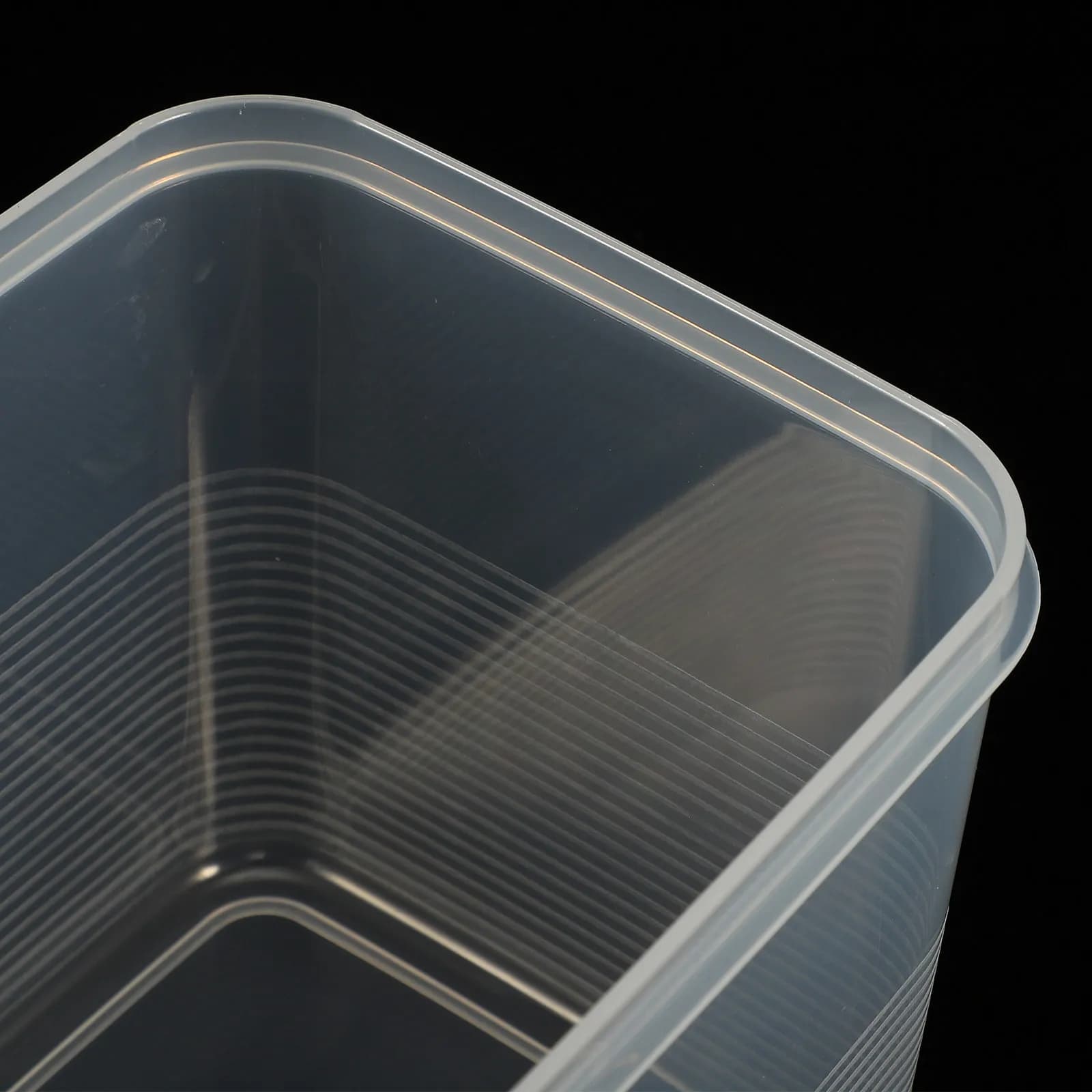2Pcs Transparent Food Storage Box Fresh Keep Holder for Fridge Kitchen Organizer Leakproof Sealed Container for Bread Fruit