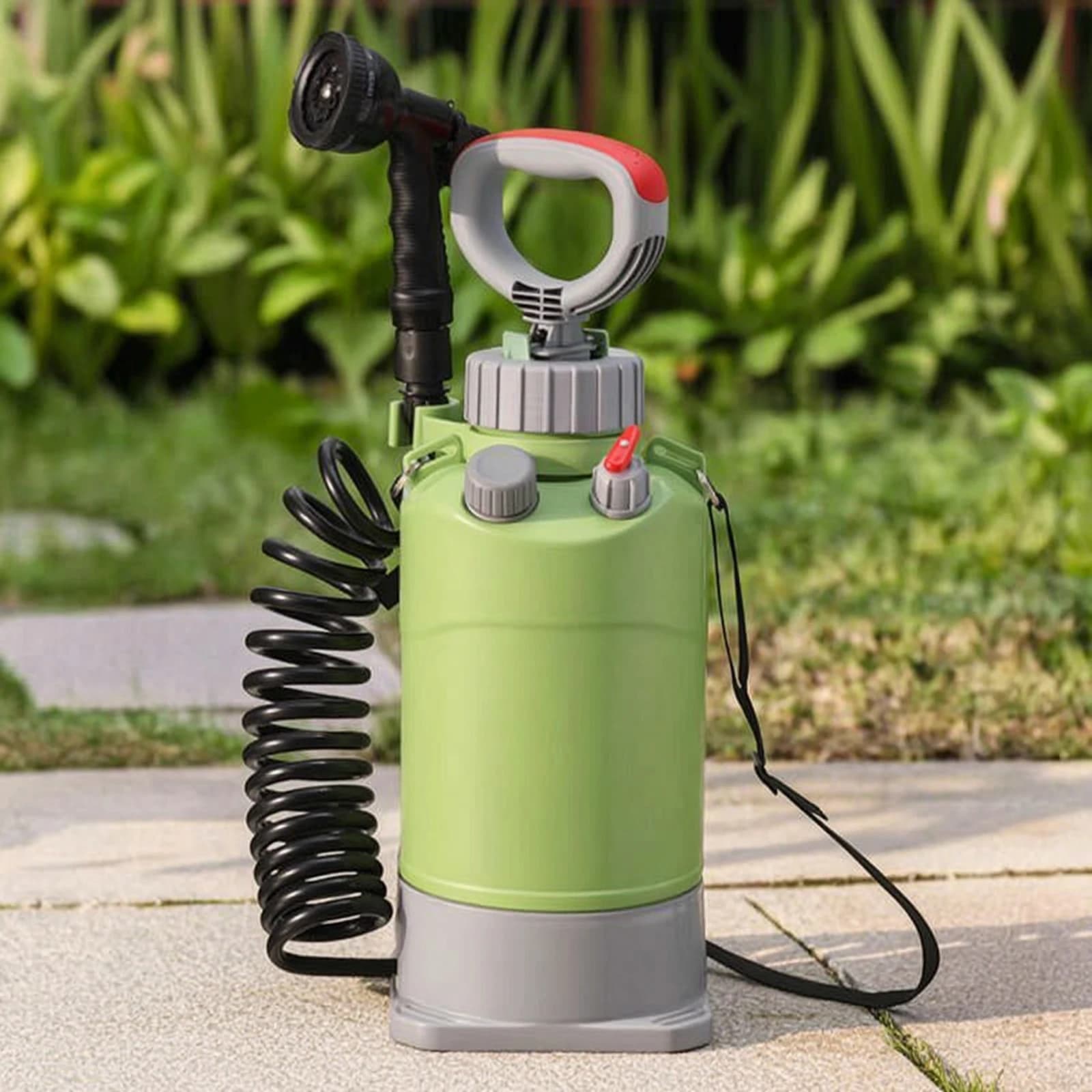 Backpack Sprayer Manual Portable Sprayer with Shoulder Straps Handheld Spray Wand Adjustable Compact for Gardeners