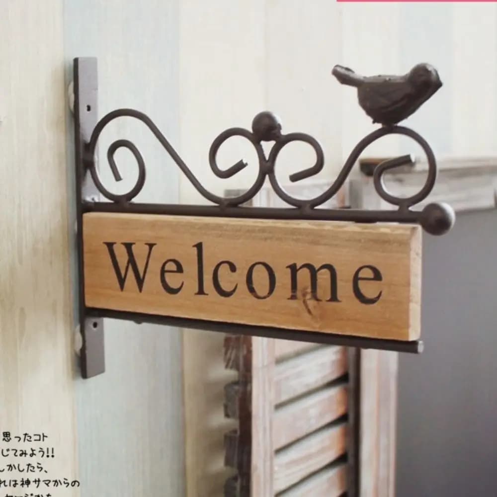 Iron Art Welcome Sign Board Bird Pattern Wall Mounted Wooden Hanging Pendant Rustic Rural Style Welcome Wall Hanging Decor