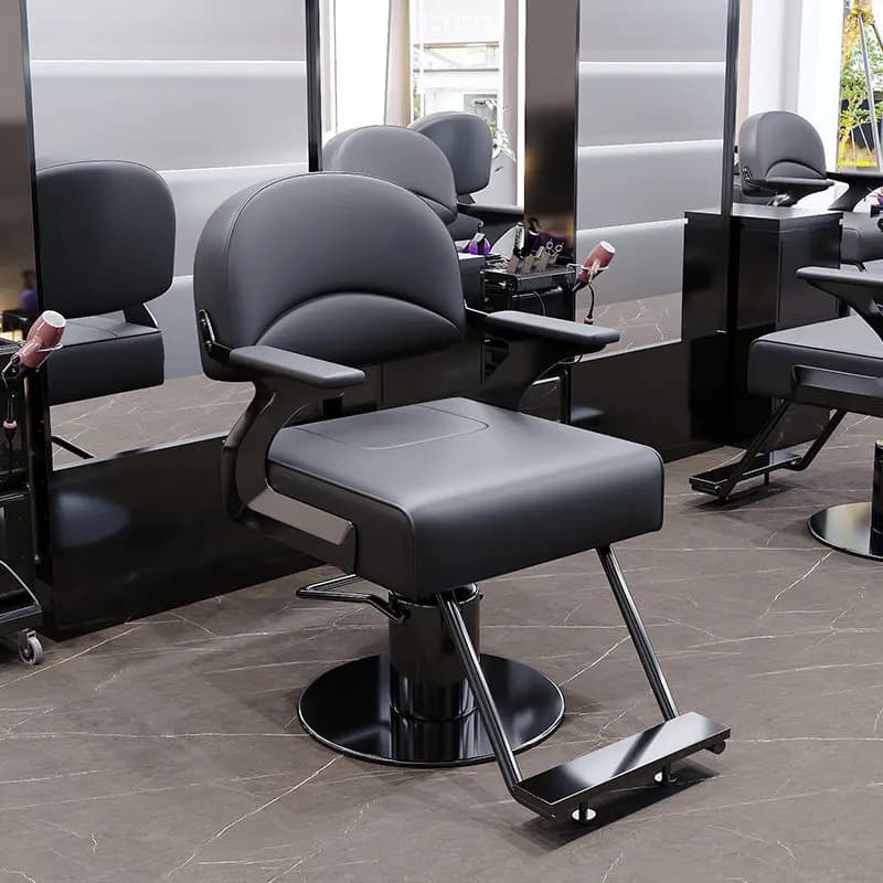 Poltrona da Barbiere in Stile Italiano con Poggiapiedi, Sedia Girevole in Metallo per Barbiere, Arredamento Premium Glamour per Barberia