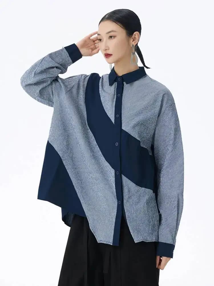 Camicetta casual irregolare di grandi dimensioni con blocchi di colore blu da donna Nuova camicia a maniche lunghe con risvolto Moda marea Primavera Autunno