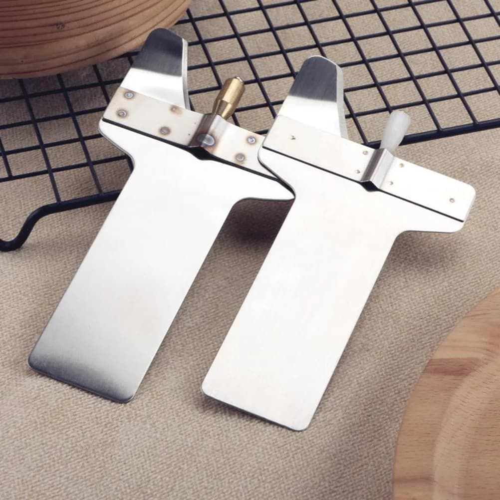 Raschietto per Impasto in Acciaio Inox, Tagliapasta, Utensile da Cucina per Tagliare, Frantumare e Tritare Pizza, Pane e Pasticceria