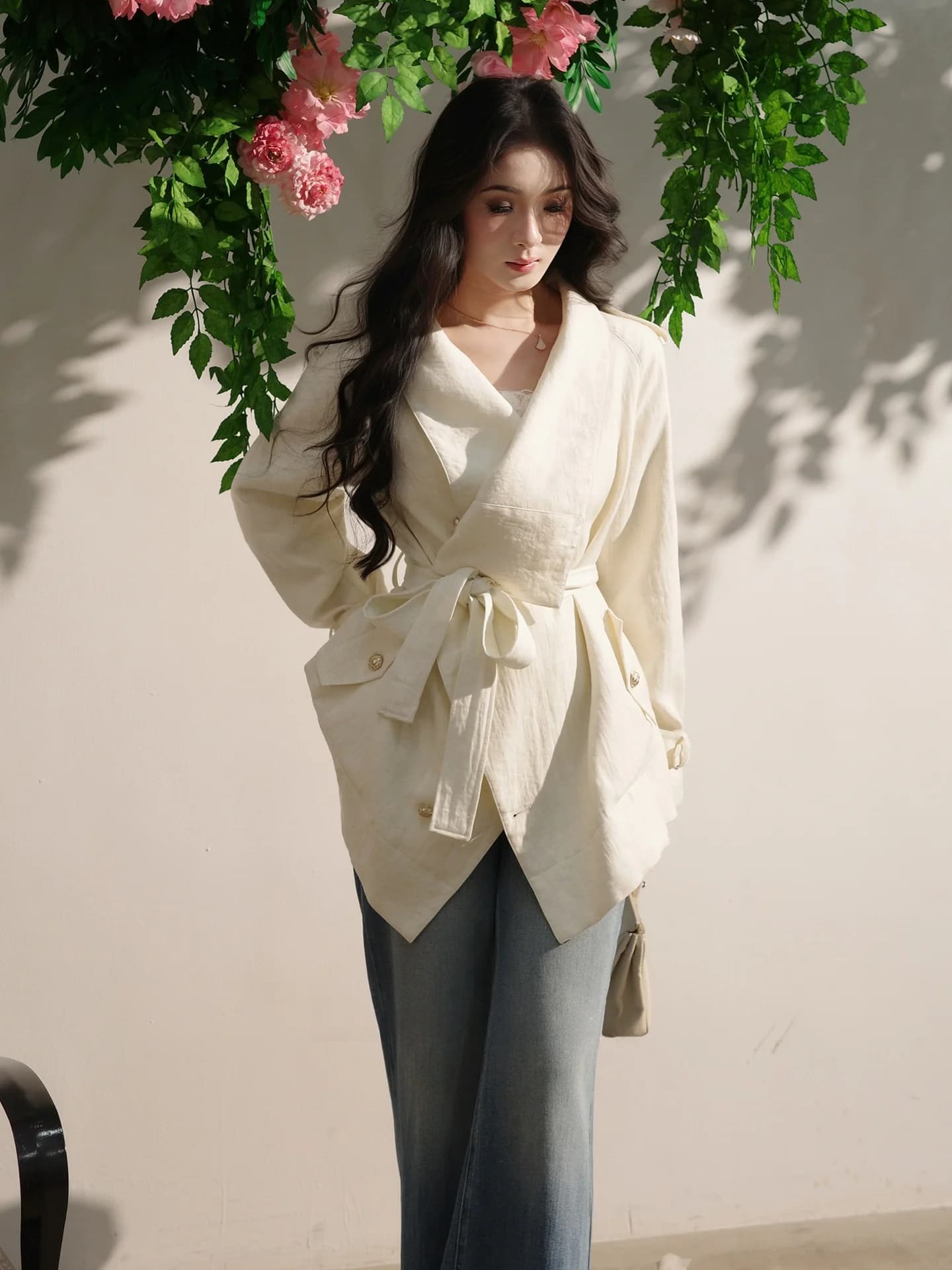 Giacca Corta in Cotone e Lino Li Buwan con Cintura, Design Semplice, Cappotto Primaverile da Donna, Stile Casual con Scollo a V