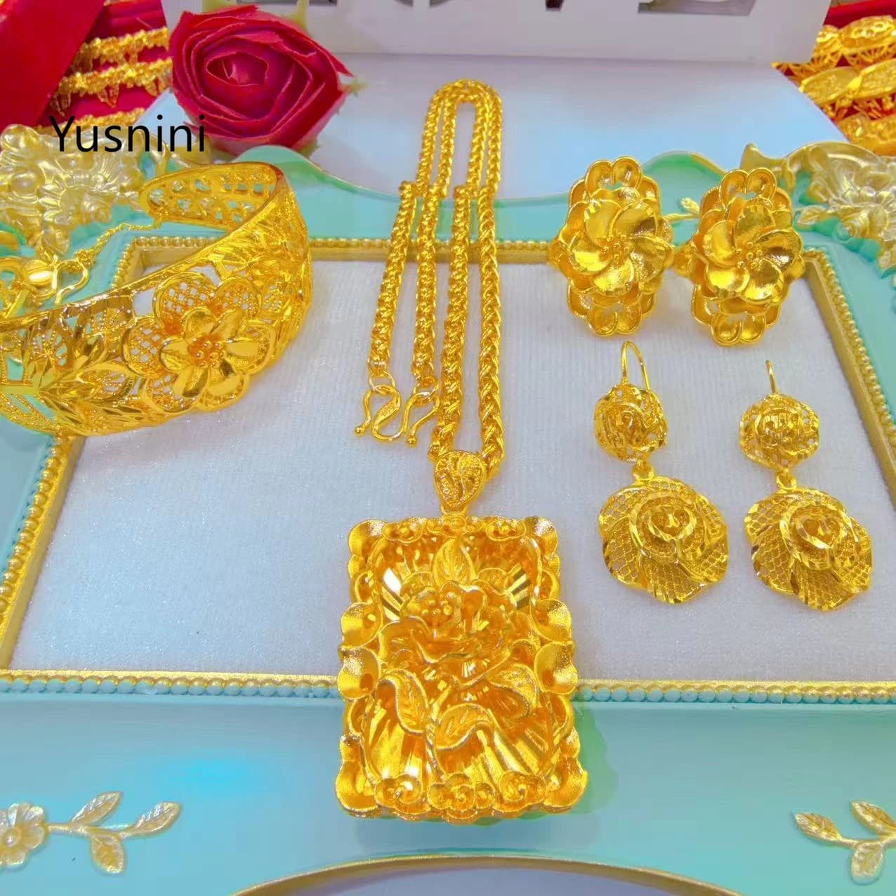 New Dubai High end 24K Gold Plated Necklace Earrings Rings Bracelets Exquisite Engagement Party Jewelry Set for Lovers 6666