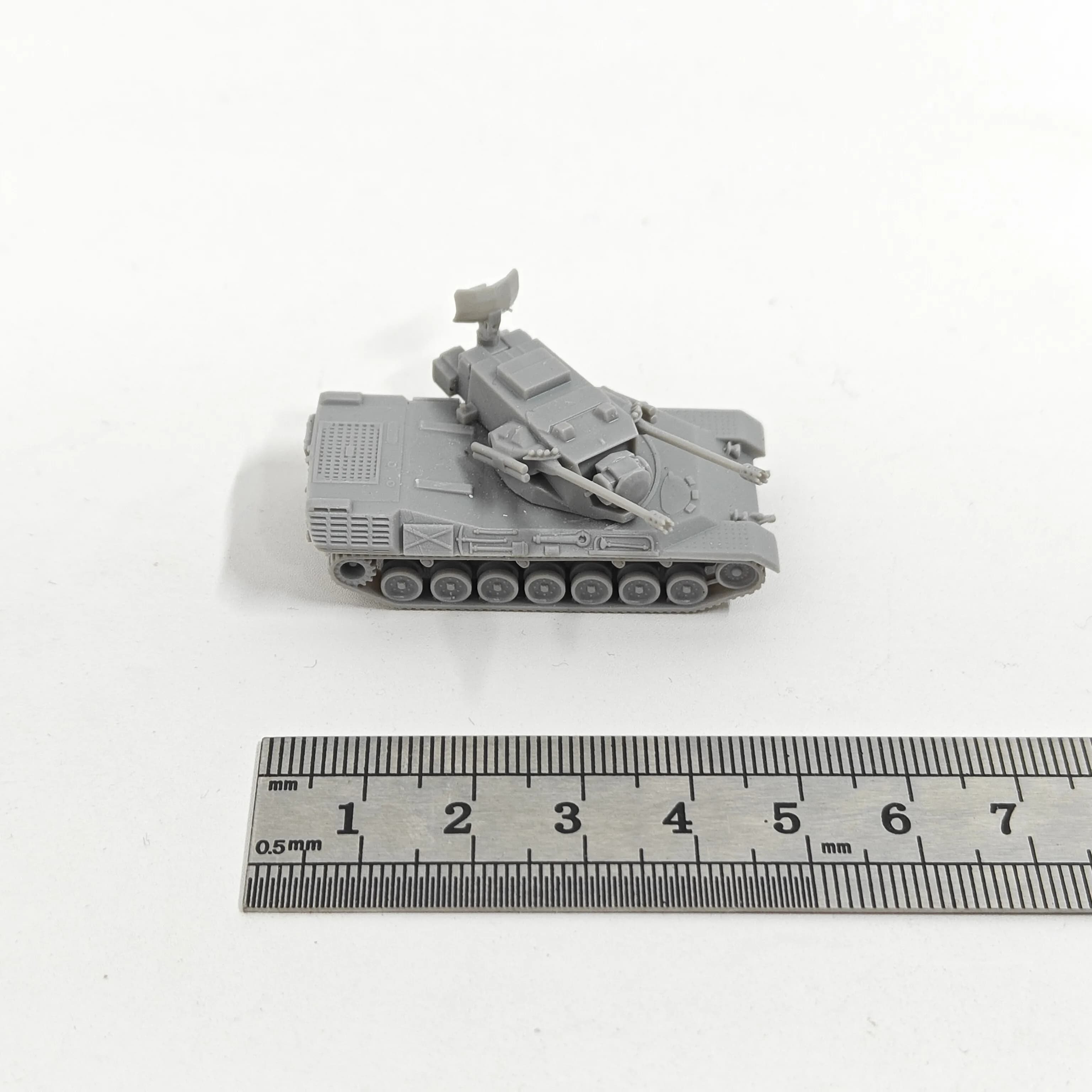 Kit modello Gepard Flakpanzer in scala 1/144