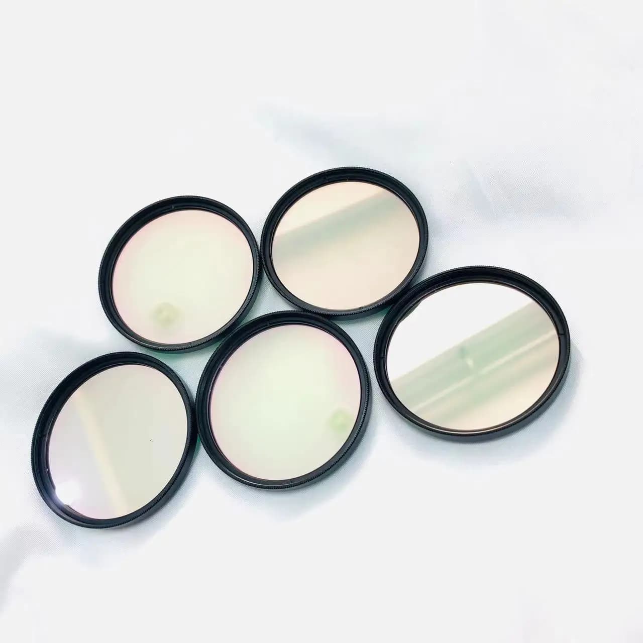 5 pezzi di dimensioni totali da 77 mm con anello per telaio, vetro filtrante passa banda stretto da 530 nm con luce verde