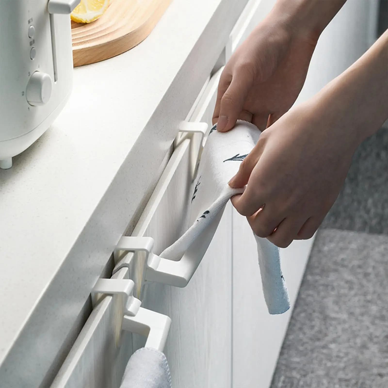 over Door Towel Bar Hanging Utensils Holds Hand/Dish Towels,