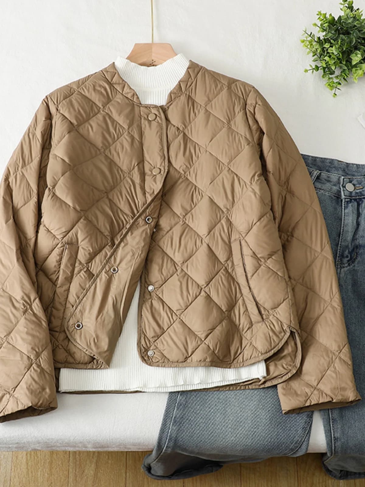 Thickened down Cotton Jacket Women's Warm Coat Retro Style Long Sleeve Stand Collar Single Button Closure Winter Outerwear