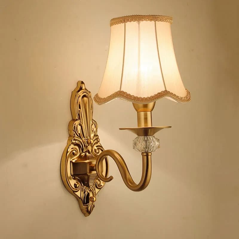 Lampada da parete in stile europeo lampada da comodino in tessuto per camera da letto soggiorno creativo studio corridoio studio in ferro illuminazione da lettura